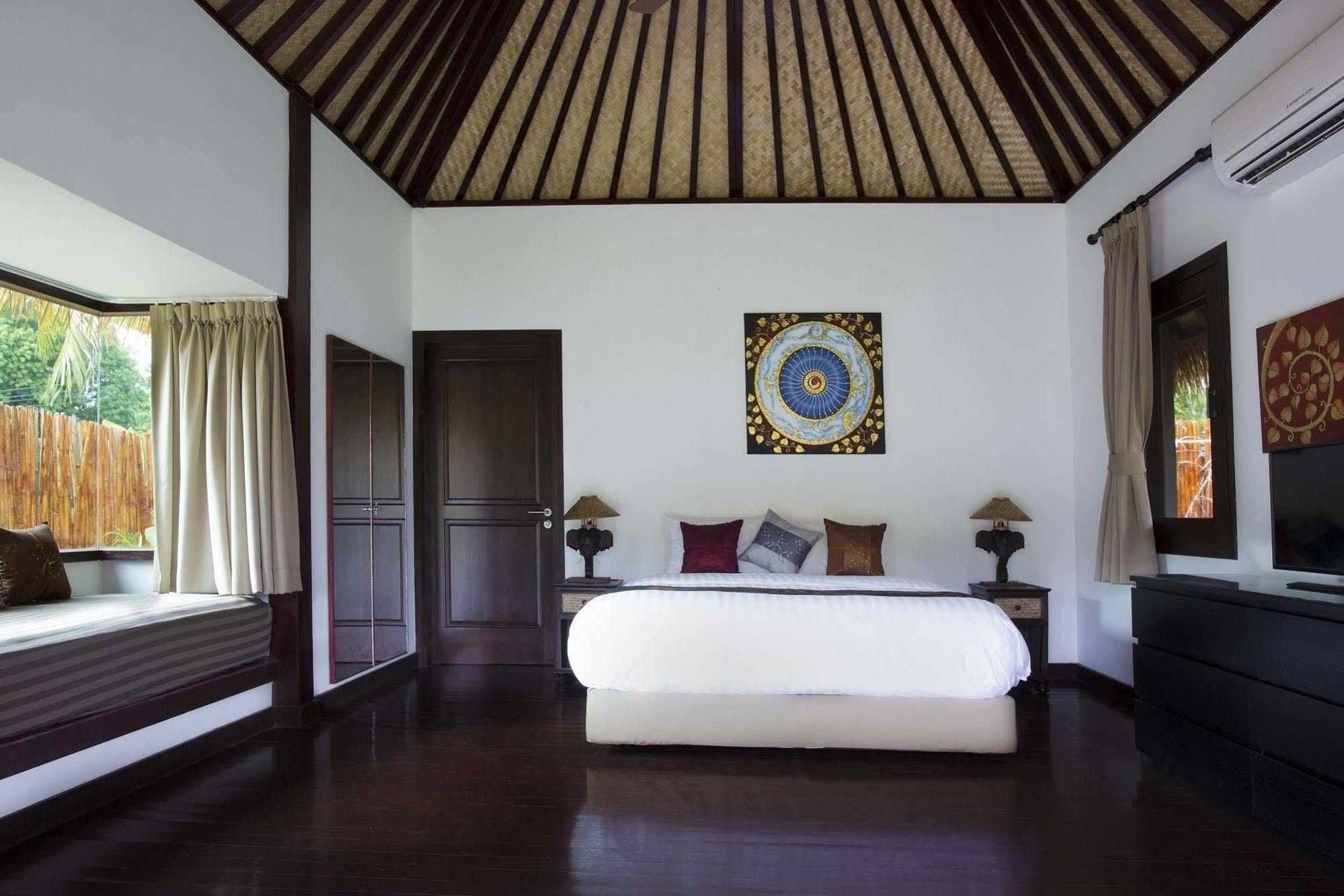 Mali Resort Sunrise Beach Koh Lipe Bagian luar foto